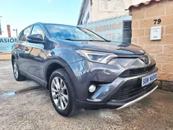 Gris Usado 2017 Toyota RAV4 Business Edition SUV | 19.900 € (Precio justo)