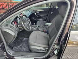 Negro Usado 2013 Opel Insignia Business Familiar | 5990 € (Precio justo)