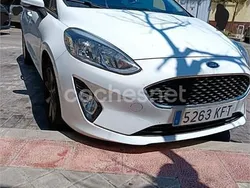 Blanco Usado 2017 Ford Fiesta Trend Utilitario | 8800 € (Super precio)