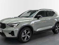Verde Usado 2025 Volvo XC40 Plus SUV | 37.500 €