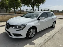 Blanco Usado 2017 Renault Mégane GrandTour Zen Familiar | 9950 € (Precio justo)