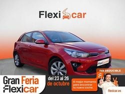 Rojo Usado 2022 Kia Rio Berlina | 15.690 € (Precio justo)
