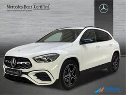 Blanco polar Usado 2024 Mercedes GLA200 AMG line SUV | 43.900 € (Precio justo)