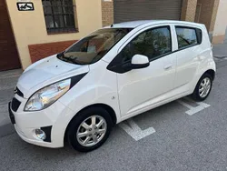 Blanco Usado 2013 Chevrolet Spark LS Utilitario | 4500 €