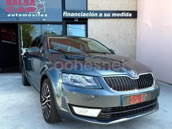 Gris / plata Usado 2017 Skoda Octavia Berlina | 13.999 € (Precio justo)