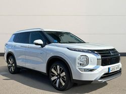 Blanco Nuevo 2025 Mitsubishi Outlander SUV | 51.000 €