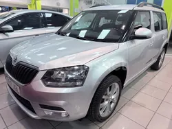 Gris / plata Usado 2015 Skoda Yeti Ambition SUV | 11.490 € (Precio justo)