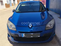 Azul Usado 2011 Renault Mégane GrandTour Dynamique Familiar | 3900 € (Precio justo)