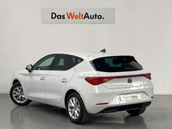 Blanco Usado 2024 Seat Leon Style | 25.500 € (Precio justo)
