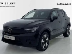 Negro Usado 2023 Volvo XC40 Core SUV | 38.400 € (Precio justo)