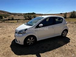 Blanco Usado 2013 Toyota Aygo City Utilitario | 7400 € (Precio justo)