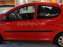 Rojo Usado 2012 Peugeot 107 Utilitario | 5200 €