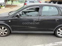 Negro Usado 2006 Opel Corsa Familiar | 1700 € (Precio justo)