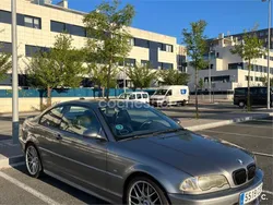 Gris / plata Usado 2004 BMW 330 Sport Line Coupe | 9500 € (Precio justo)