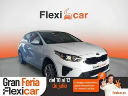 Blanco Usado 2018 Kia Ceed Berlina | 9990 € (Super precio)