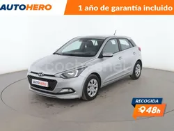 Gris / plata Usado 2016 Hyundai i20 Berlina | 9799 € (Precio justo)