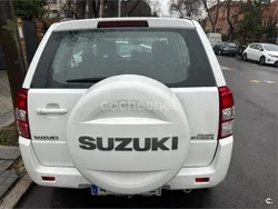 Blanco Usado 2011 Suzuki Grand Vitara SUV | 6950 €