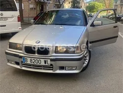 Gris / plata Usado 2000 BMW 316 Compact Utilitario | 1100 €
