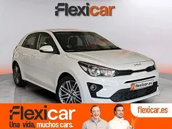 Blanco Usado 2023 Kia Rio Sport Berlina | 18.290 € (Un poco caro)
