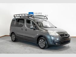 Gris Usado 2018 Peugeot TePee Active Familiar | 14.990 €