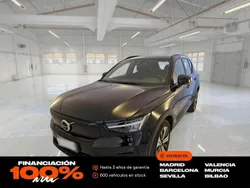 Negro Usado 2023 Volvo XC40 Core SUV | 26.850 € (Buen precio)