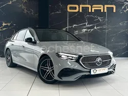 Gris / plata Usado 2024 Mercedes E220 Berlina | 54.900 € (Super precio)