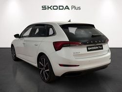 Blanco Usado 2024 Skoda Scala Sport Utilitario | 21.790 € (Precio justo)