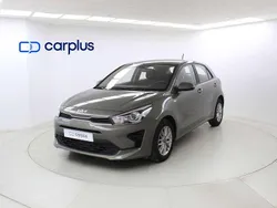 Gris Usado 2023 Kia Rio Utilitario | 15.790 € (Un poco caro)