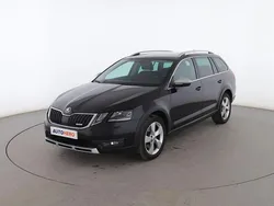 Negro Usado 2017 Skoda Octavia Scout 4x4 Familiar | 17.499 € (Precio justo)