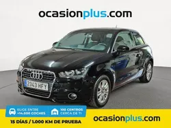 Negro Usado 2011 Audi A1 Attraction Utilitario | 13.790 € (Un poco caro)