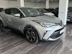 Gris / plata Usado 2024 Toyota C-HR Advance SUV | 25.999 € (Super precio)