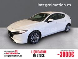 Blanco Usado 2025 Mazda 3 Prime-Line Berlina | 25.990 €