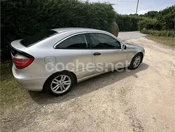 Gris / plata Usado 2001 Mercedes C180 Berlina | 2500 € (Buen precio)
