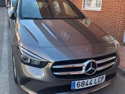 Gris Usado 2020 Mercedes B180 Monovolumen | 18.400 € (Precio justo)