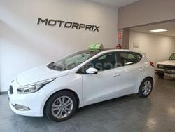 Blanco Usado 2014 Kia Ceed Berlina | 9800 € (Precio justo)