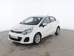 Blanco Usado 2016 Kia Rio Berlina | 8299 € (Precio justo)