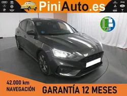 Gris Usado 2022 Ford Focus ST-Line Berlina | 17.690 € (Buen precio)