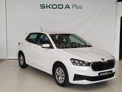 Blanco Usado 2023 Skoda Fabia Ambition Berlina | 15.400 € (Precio justo)