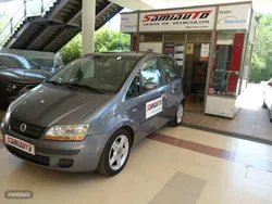 Gris Usado 2005 Fiat Idea Active Monovolumen | 2450 €