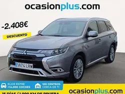 Blanco Usado 2021 Mitsubishi Outlander P-HEV SUV | 24.082 € (Precio justo)