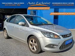 Gris / plata Usado 2010 Ford Focus Trend Berlina | 5490 € (Precio justo)