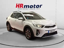 Blanco Usado 2022 Kia Stonic SUV | 13.150 € (Precio justo)