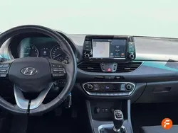 Gris Usado 2018 Hyundai i30 Berlina | 11.490 € (Super precio)