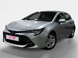 Gris / plata Usado 2023 Toyota Corolla Active Berlina | 23.900 € (Precio justo)