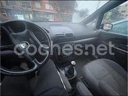 Negro Usado 2006 Seat Alhambra Reference Monovolumen | 3200 € (Precio justo)
