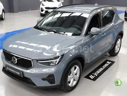 Gris / plata Usado 2022 Volvo XC40 SUV | 23.900 € (Un poco caro)