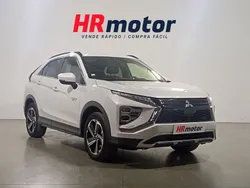 Blanco Usado 2022 Mitsubishi Eclipse Cross Motion SUV | 20.950 € (Buen precio)