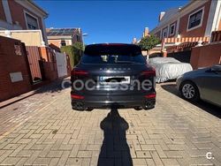 Negro Usado 2018 Porsche Cayenne Turbo SUV | 58.000 €