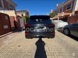 Negro Usado 2018 Porsche Cayenne Turbo SUV | 58.000 €