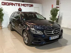Azul Usado 2014 Mercedes E200 Avantgarde Familiar | 11.500 €